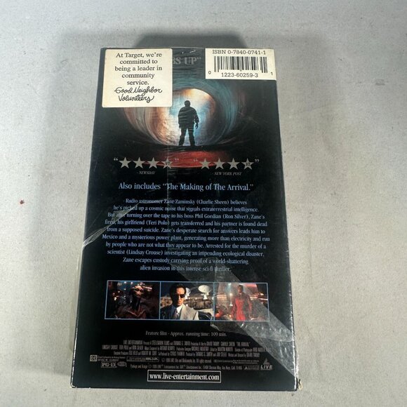The Arrival VHS 1996 Charlie Sheen Sci-Fi Thriller - Picture 2 of 3